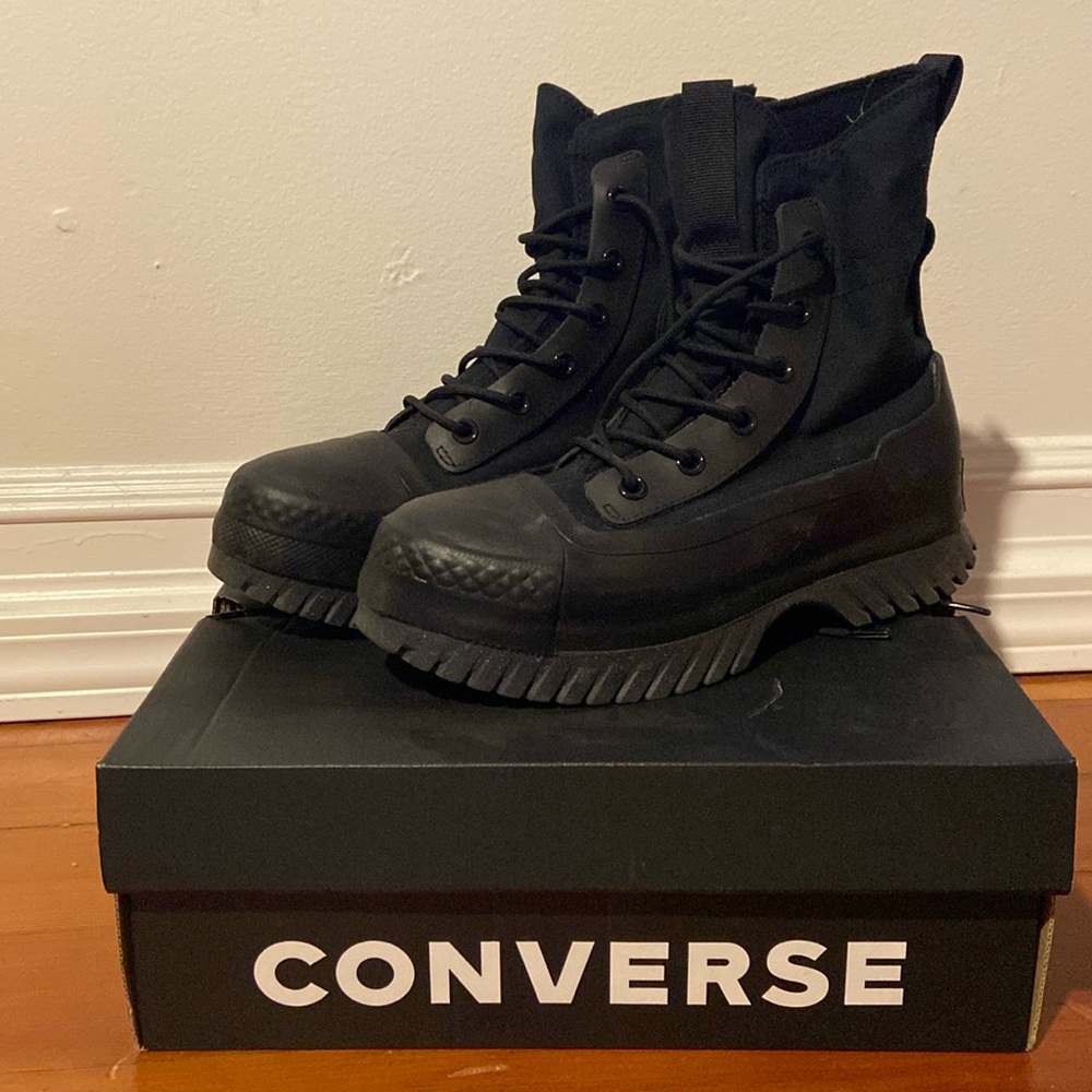 Converse Chuck Taylor waterproof lugged extra hi
